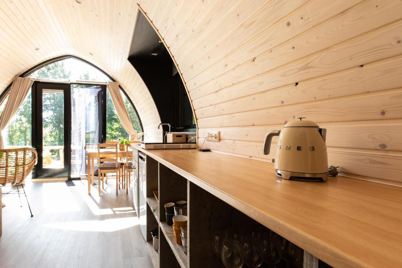 Pod Huisje Met Hottub Доккум Экстерьер фото