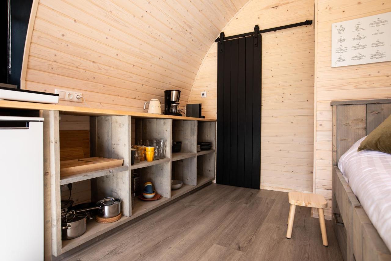 Pod Huisje Met Hottub Доккум Экстерьер фото