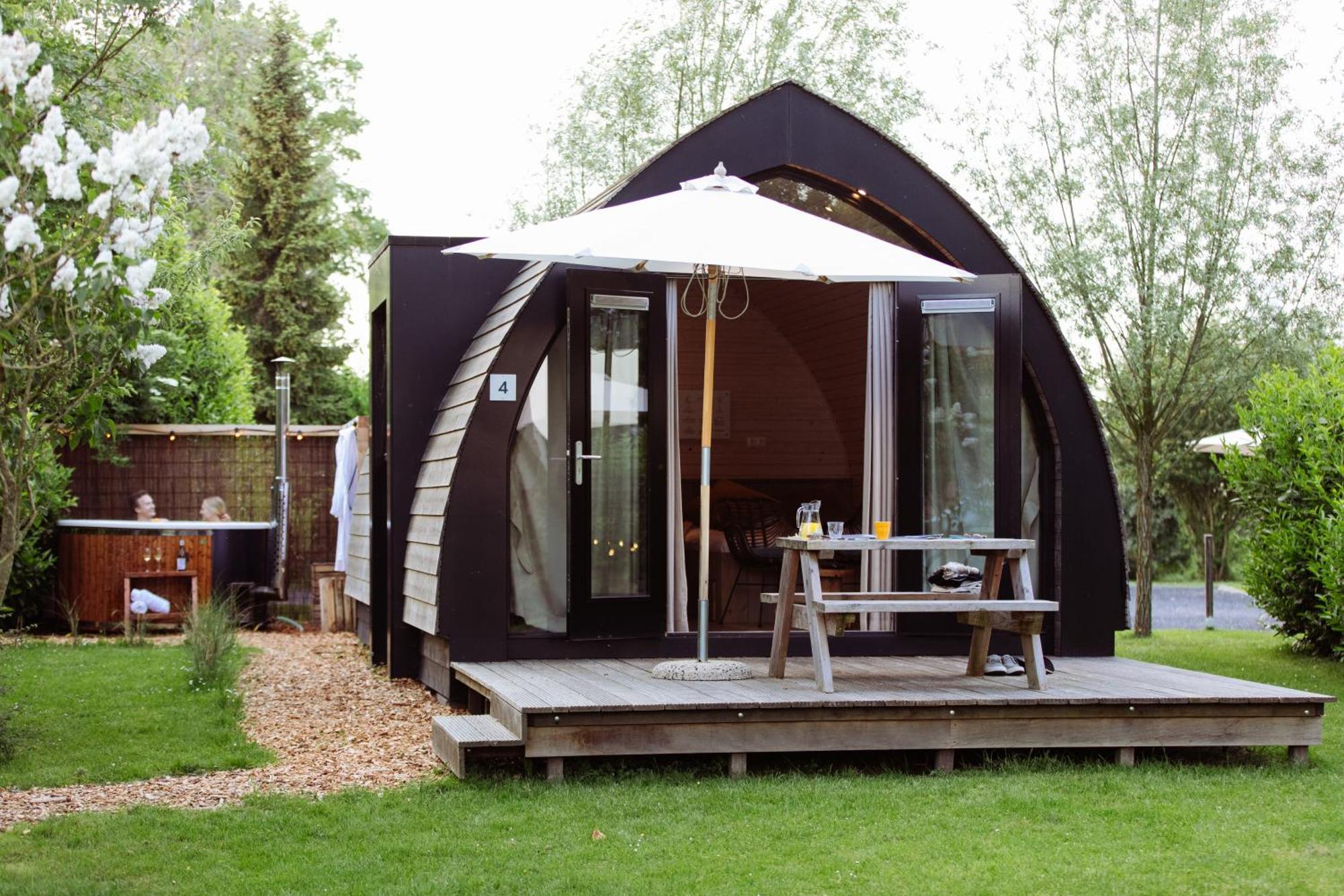 Pod Huisje Met Hottub Доккум Экстерьер фото